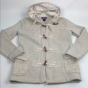 Patagonia Cream Hooded Jacket Sz Medium Aztec design Pockets Faux wooden buttons